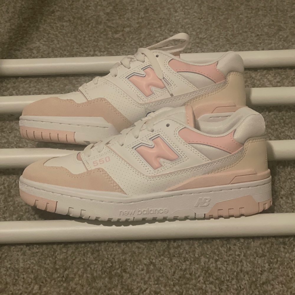 Women’s New Balance 550 Sneakers, White & Pink.